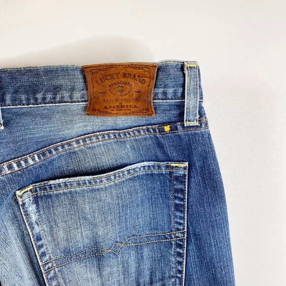 Lucky Brand Mens 181 Jean 36x32 Med Wash Relaxed Straight Distressed 100% Cotton - Picture 7 of 15